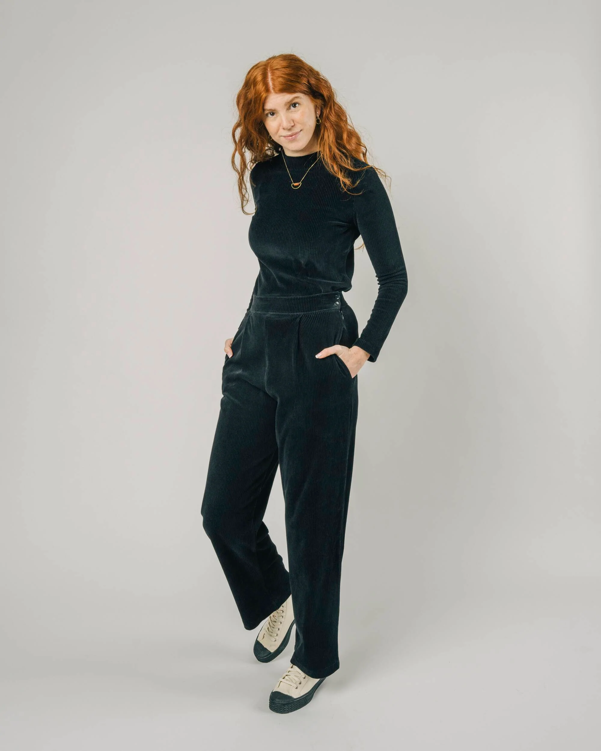 CORDUROY OVERSIZED BLACK PANTS