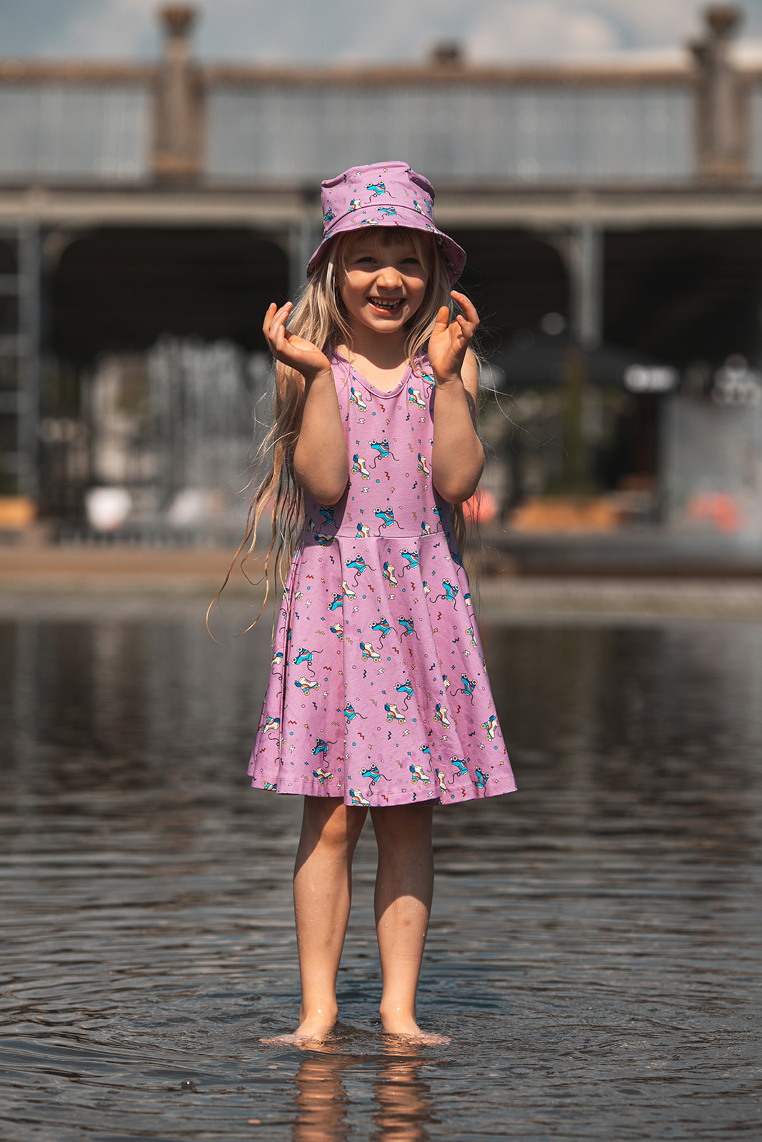 HAT SUMMER ROLLER DISCO