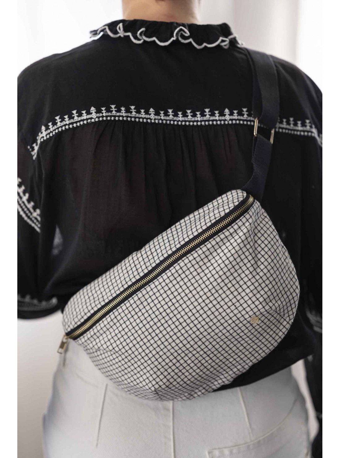 BUM BAG GUSTAVE CAVIAR